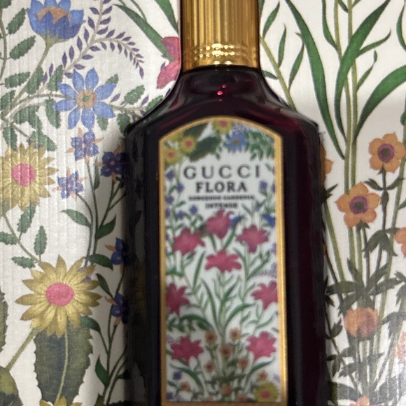 Gucci flora gorgeous gardenia miniature collectible - Picture 1 of 1